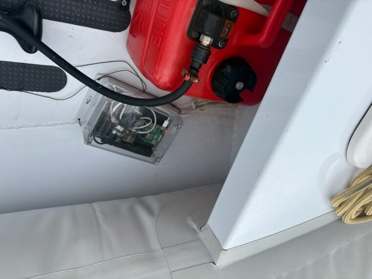 Close-up of tracker and mount